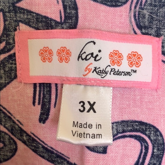 Koi Scrub top, barely worn! - Picture 2 of 3